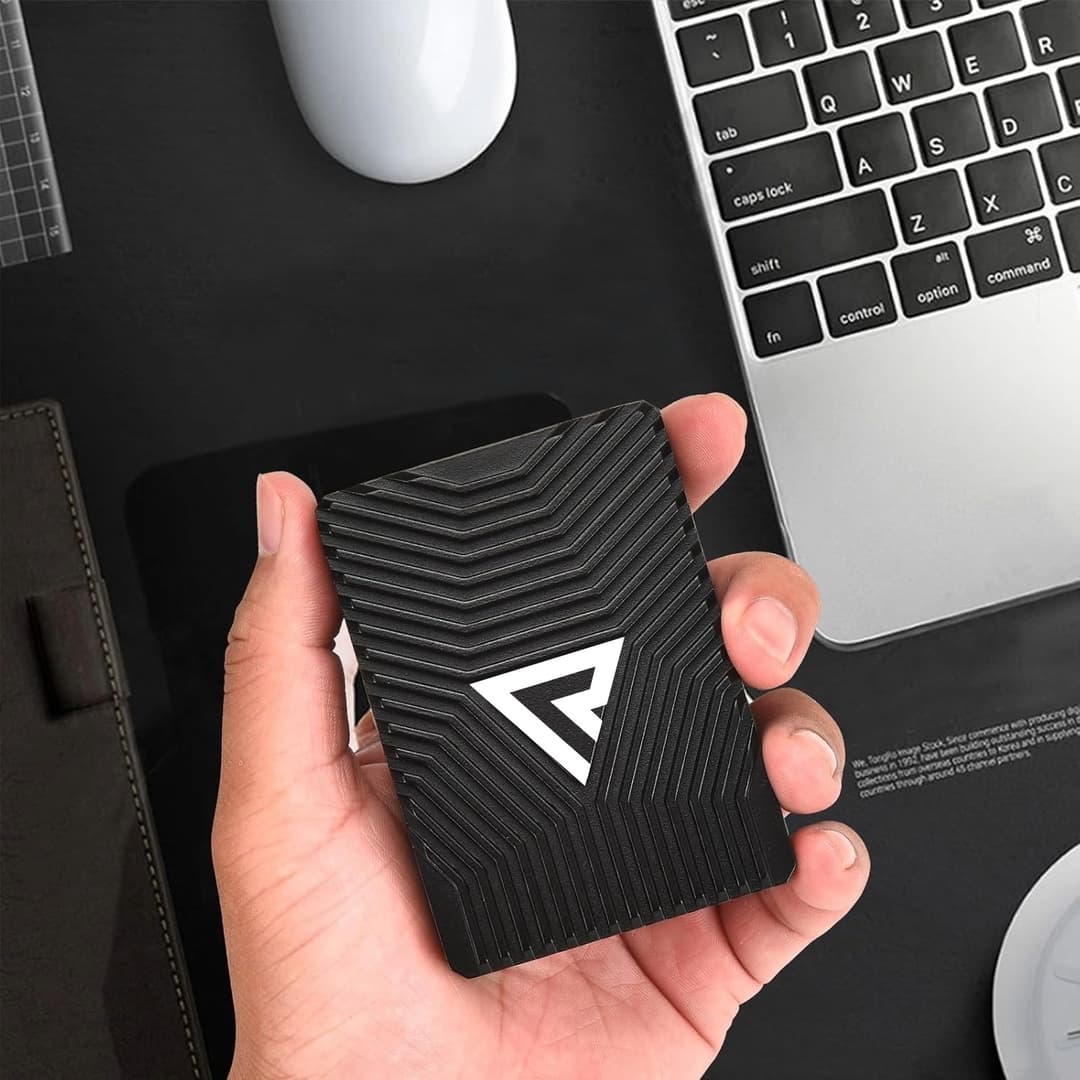 Roger device - compact radio logger held in hand